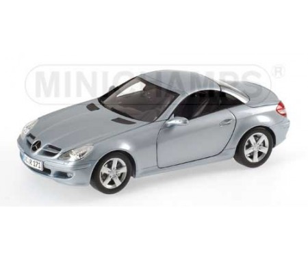 Minichamps - 100033130 - Mercedes-Benz SLK-Class - With Movable Roof - 2004 - Silverblue Metallic  - Hobby Sector