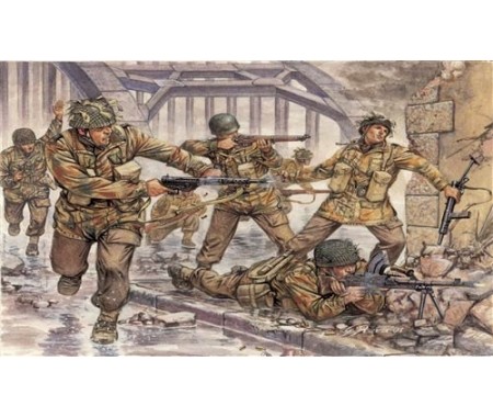 Italeri - 6034 - British Paratroopers "Red Devils"  - Hobby Sector