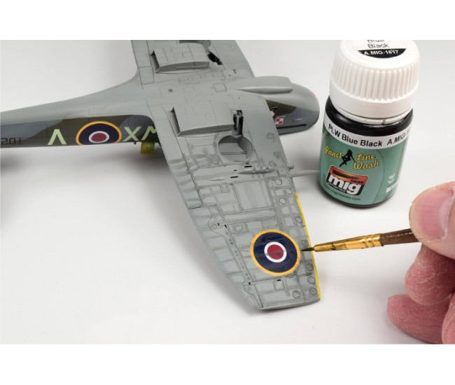 AMMO MIG - A.MIG-1615 - Panel Line Wash - Stone Grey For Black  - Hobby Sector