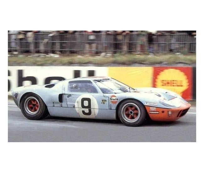 Fujimi - 126050 - FORD GT40 WINNER LE MANS 1968  - Hobby Sector
