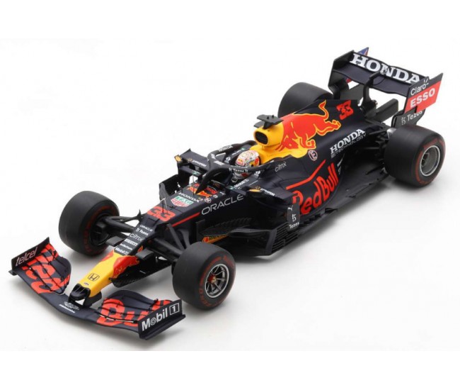 Spark - 18S609 - RED BULL RACING RB16B F1 MAX VERSTAPPEN ABU DHABI WORLD CHAMPION 2021 WITH BOARD, PITBOARD AND ACRYLIC DISPL...