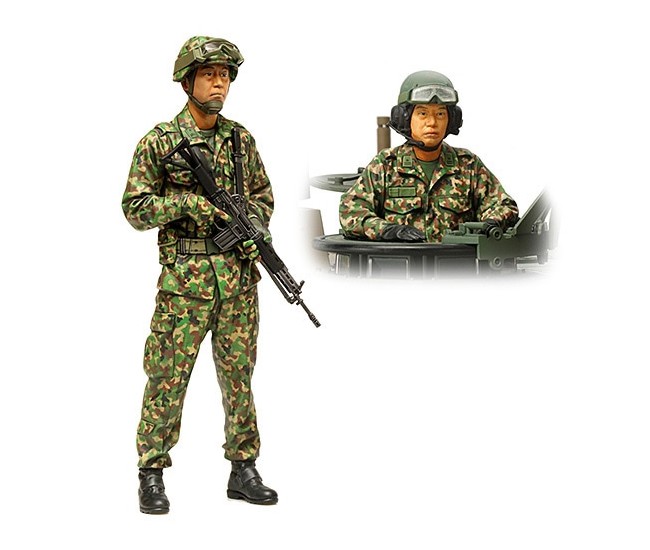Tamiya - 36316 - JAPAN GROUND SELF DEFENCE FORCE TANK CREW SET  - Hobby Sector