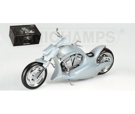 Minichamps - 122024000 - HOLLISTER´S EXCITE - 2003 - LIQUID SILVER  - Hobby Sector